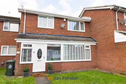 3 bedroom terraced house for sale, Coquet Terrace, Dudley, Newcastle upon Tyne