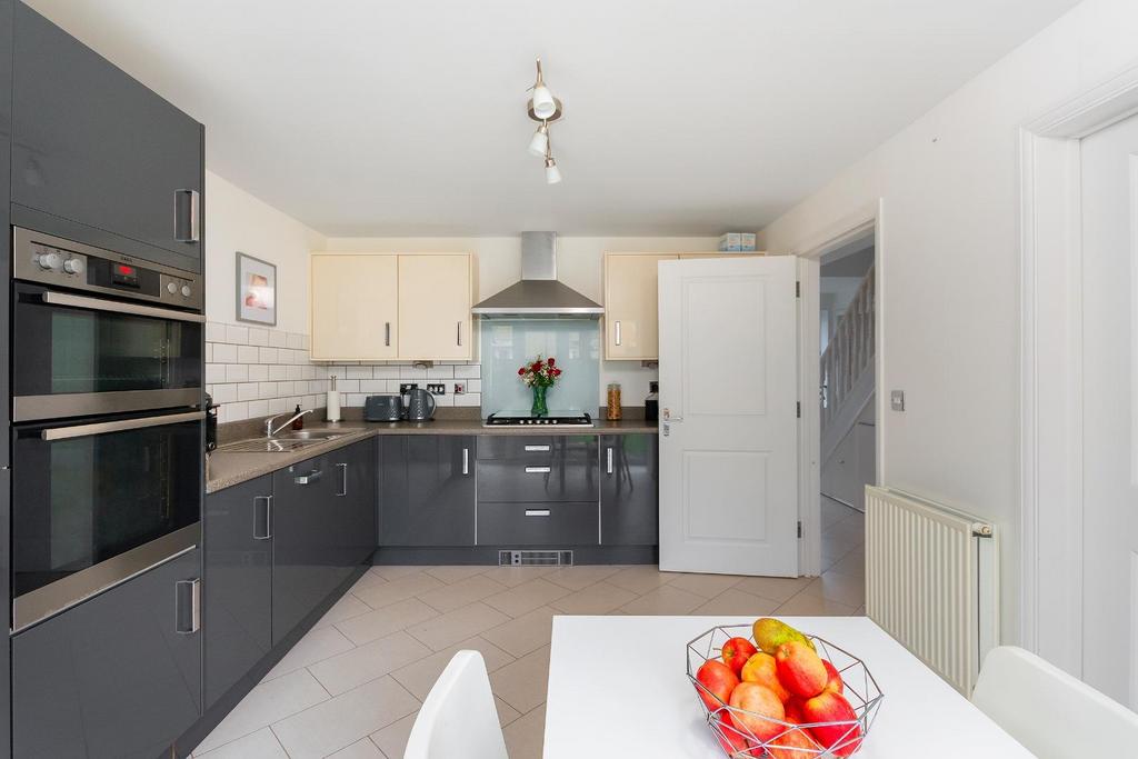 3 H6 WWH - Kitchen A.jpg