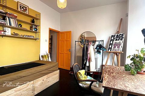1 bedroom apartment to rent, Oakfield Road, LONDON
