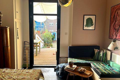 1 bedroom apartment to rent, Oakfield Road, LONDON