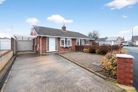 2 bedroom semi-detached bungalow for sale, Ryecroft Close, York