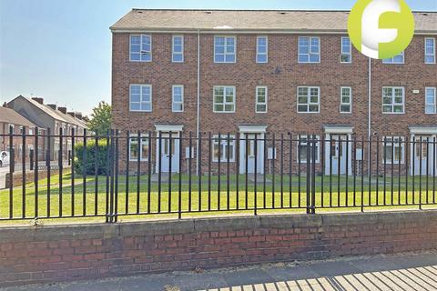 4 bedroom townhouse to rent, Coach Lane, North Shields, Tyne and Wear