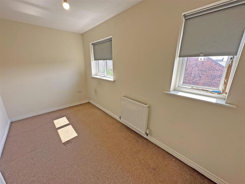 Coach Lane Back Bedroom 2nd Flr.jpg