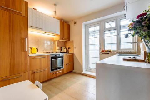 2 bedroom apartment for sale, Kennington Road, Kenneth Court Kennington Road, SE11