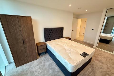 1 bedroom apartment to rent, Vista River Gardens, Manchester