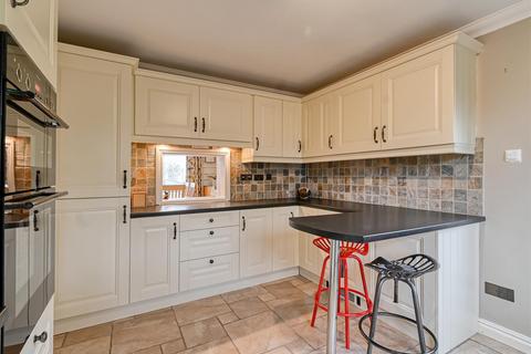 4 bedroom detached house for sale, 2 The Court, Sutton Hill, Telford