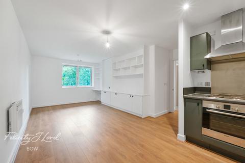 undefined, Meath Crescent, LONDON