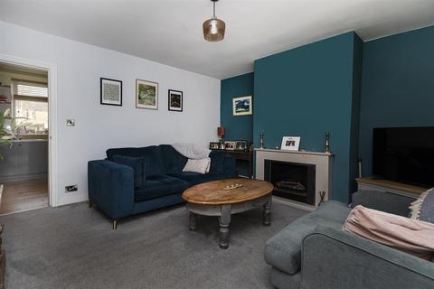 3 bedroom end of terrace house for sale, Carr Street, Huddersfield HD3