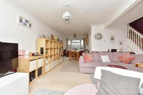 3 bedroom end of terrace house for sale, Church Lane, Newington, Kent
