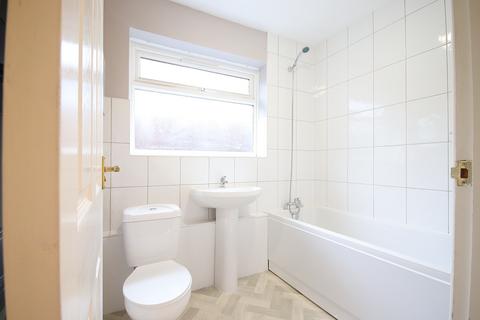 3 bedroom bungalow for sale, Close to Newlands School, Maidenhead