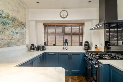 3 bedroom semi-detached house for sale, Kingsdale Gardens, Drighlington