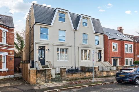 Griffiths Road, Wimbledon, London, SW19