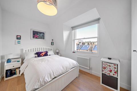 1 bedroom flat for sale, Griffiths Road, Wimbledon, London, SW19