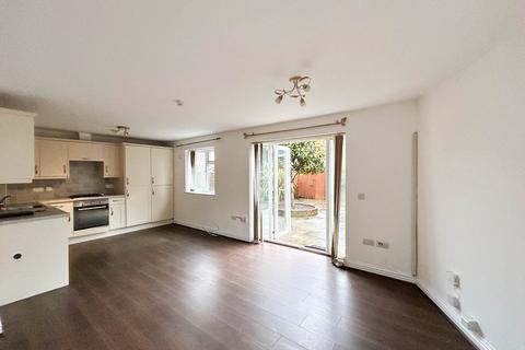2 bedroom ground floor flat for sale, Princess Avenue, Bognor Regis