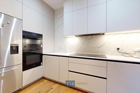 undefined, Luctons Avenue, Buckhurst Hill IG9