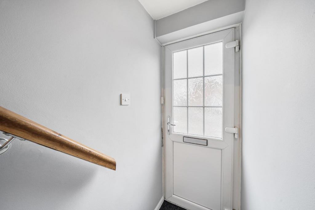 ENTRANCE.jpg
