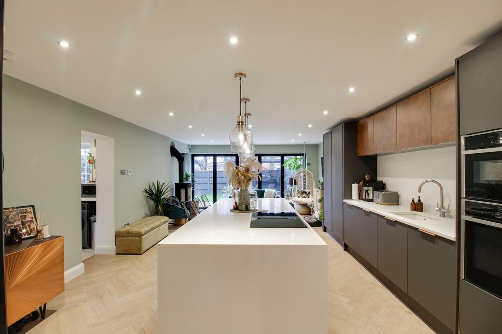 Kitchen / Dining / Family Room