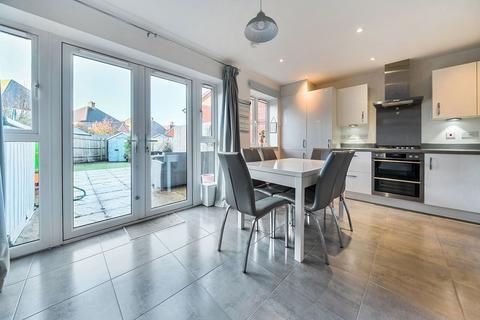 undefined, Saunders Way, Basingstoke RG23 7FA