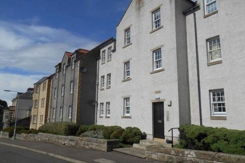 2 bedroom flat to rent, Chalmers Brae