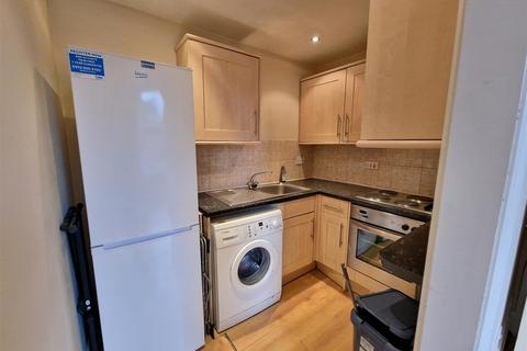undefined, High Street, Edgware, Middlesex, HA8
