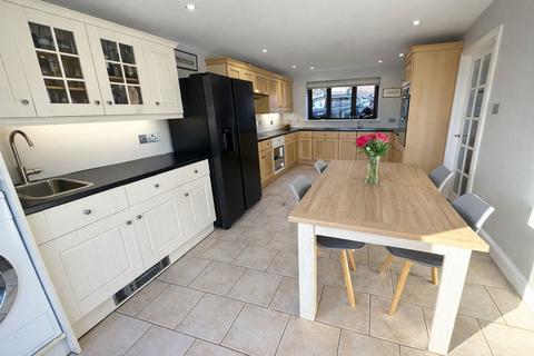 undefined, Amblers Way, Buckingham MK18