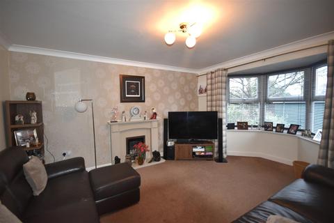 4 bedroom detached house for sale, Captains Close, Goole