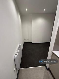 1 bedroom in a house share to rent, Mellalieu Street, Middleton, Manchester, M24