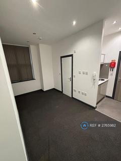 1 bedroom in a house share to rent, Mellalieu Street, Middleton, Manchester, M24