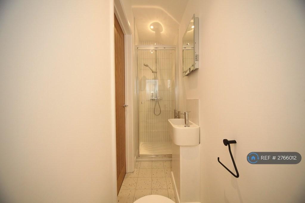 Master Bedroom Ensuite