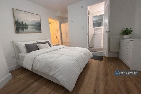 undefined, Victoria Road, Swindon, SN1