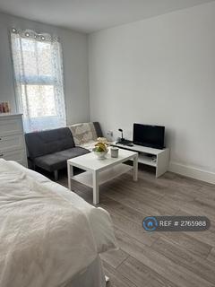 undefined, Horsa Road, Bexleyheath, DA8