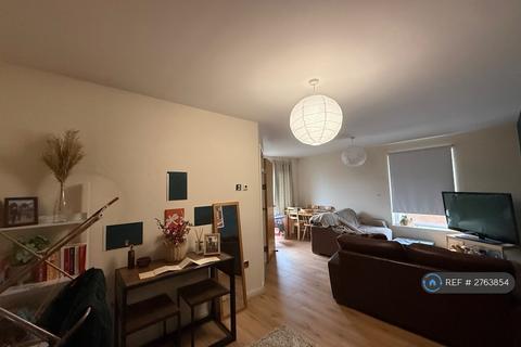 2 bedroom flat to rent, Chandlery Way, Cardiff, CF10