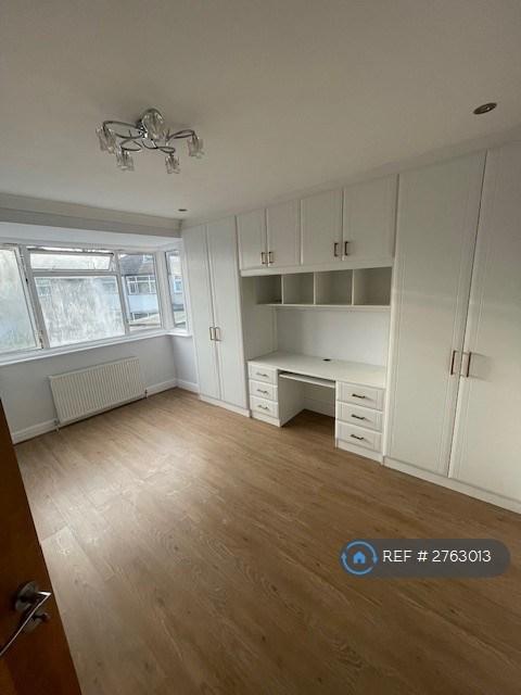 Bedroom 2 (First Floor)