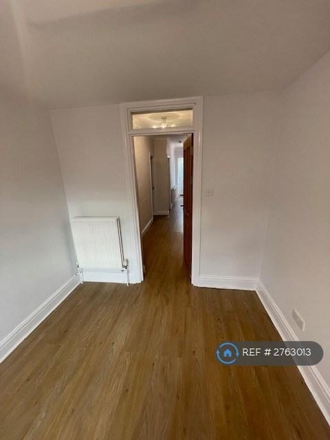 Bedroom 1 (Ground Flr)