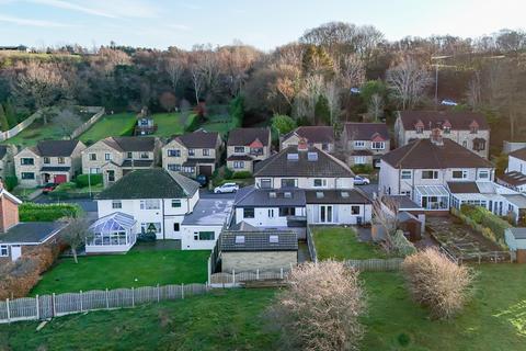 4 bedroom semi-detached house for sale, Nab Wood Drive, Shipley, BD18