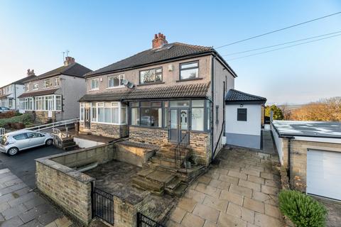 4 bedroom semi-detached house for sale, Nab Wood Drive, Nab Wood, Shipley, BD18