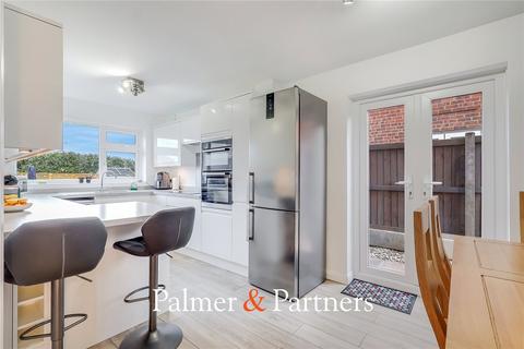 4 bedroom semi-detached house for sale, Chelmer Lea, Essex CM2
