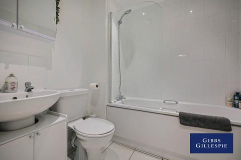 undefined, Holland Gardens, Brentford, TW8