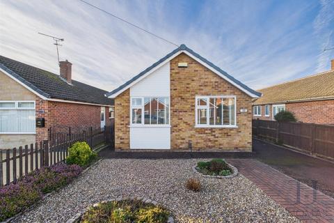 2 bedroom detached bungalow for sale - Fairham Close, Ruddington, Nottingham
