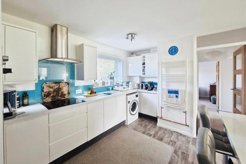 2 bedroom flat for sale, Lord Warden Avenue, Deal CT14