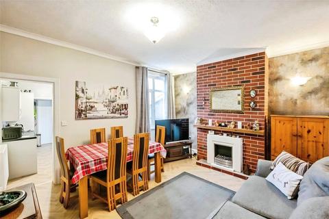 2 bedroom end of terrace house for sale, Station Road, Doncaster DN6