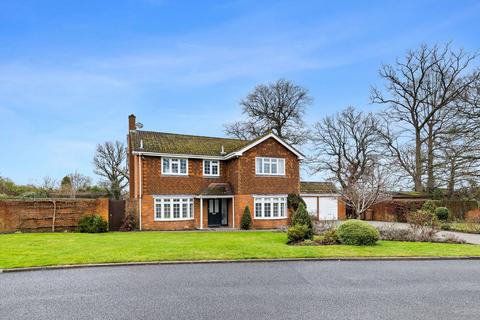 4 bedroom detached house for sale, East Horsley