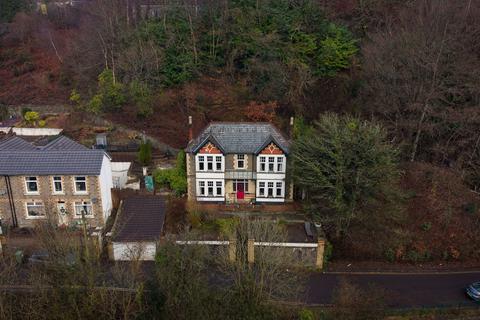 undefined, Gladstone Road, Newport NP11