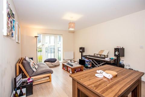 undefined, Alice Bell Close, Cambridge, Cambridgeshire