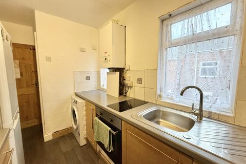 2 bedroom flat for sale, Richmond Road, South Shields, NE34