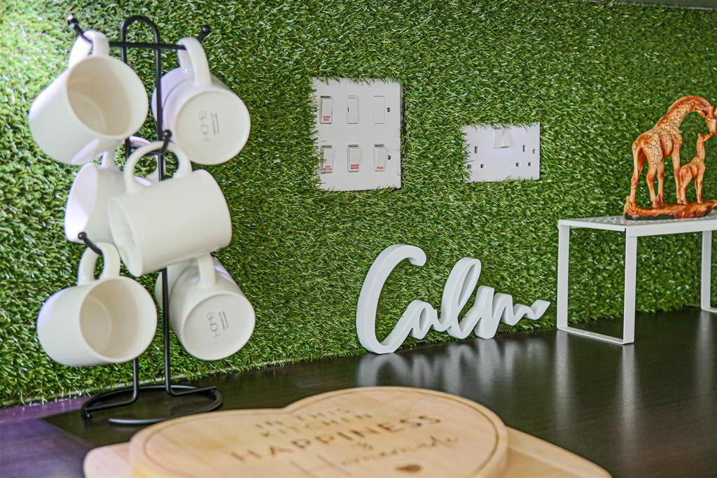 Mugs &amp; Calm Focus Shot.jpg