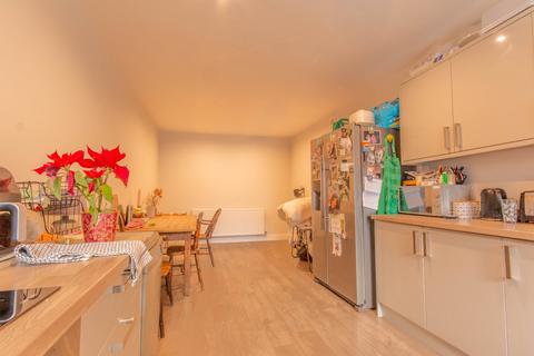4 bedroom semi-detached house for sale, Cliffe Lane South, Baildon, Shipley, West Yorkshire, BD17