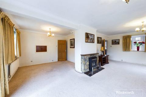 4 bedroom bungalow for sale, Barrett Crescent, Wokingham RG40