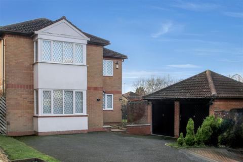 Eddington Court, Milton Keynes MK4