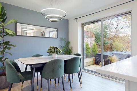 undefined, Eddington Court, Milton Keynes MK4